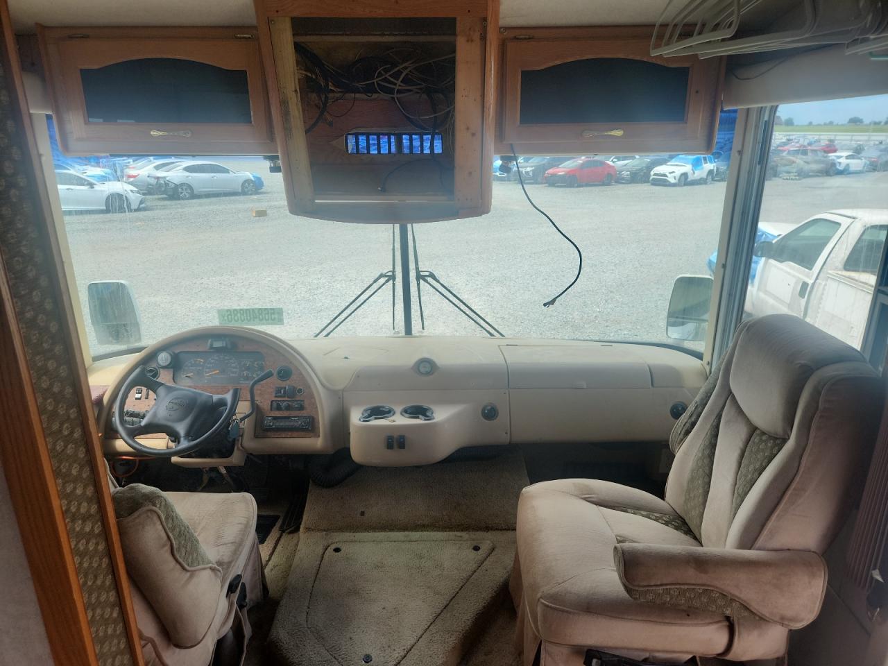2002 WORKHORSE ALL OTHER