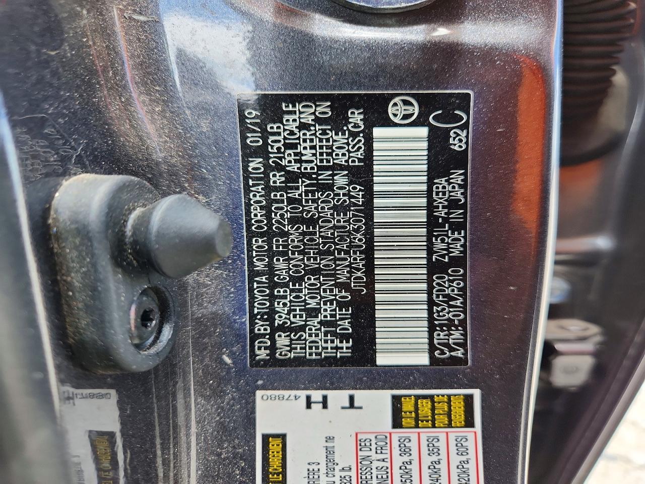 2019 TOYOTA PRIUS