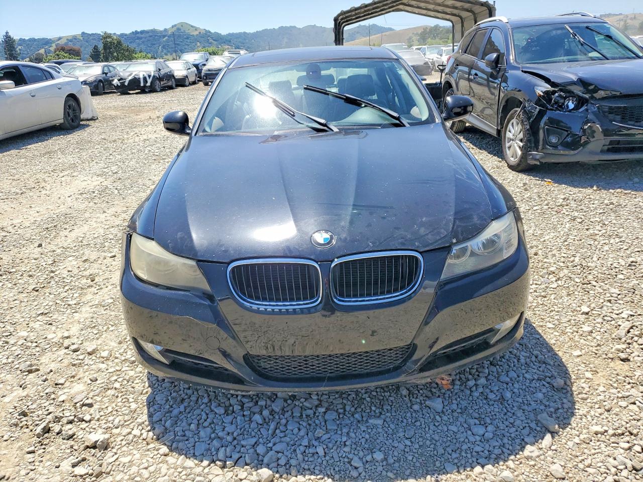 2011 BMW 3 SERIES