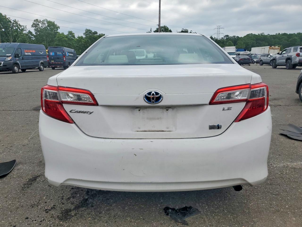 2012 TOYOTA CAMRY SOLA