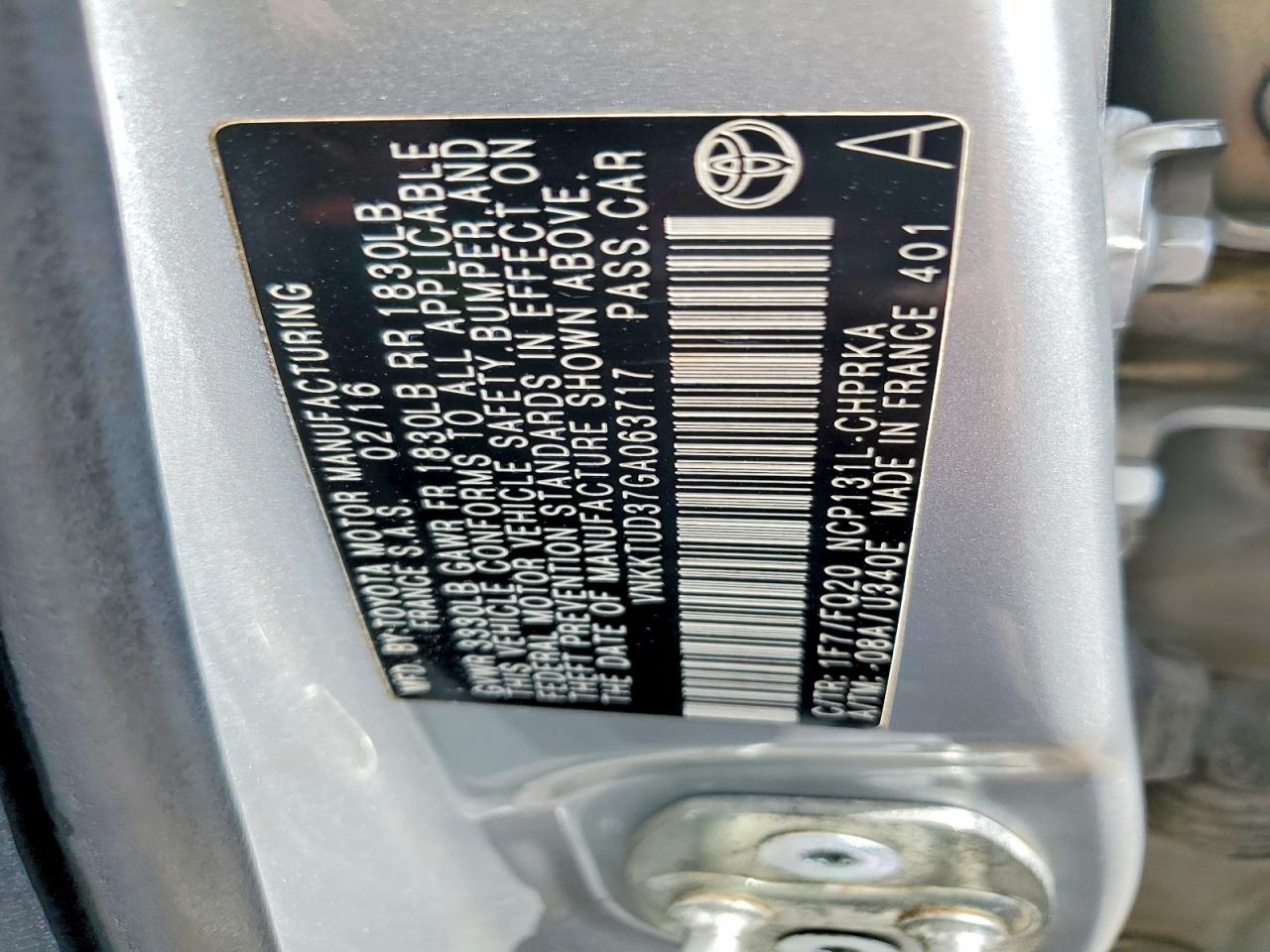 2016 TOYOTA YARIS
