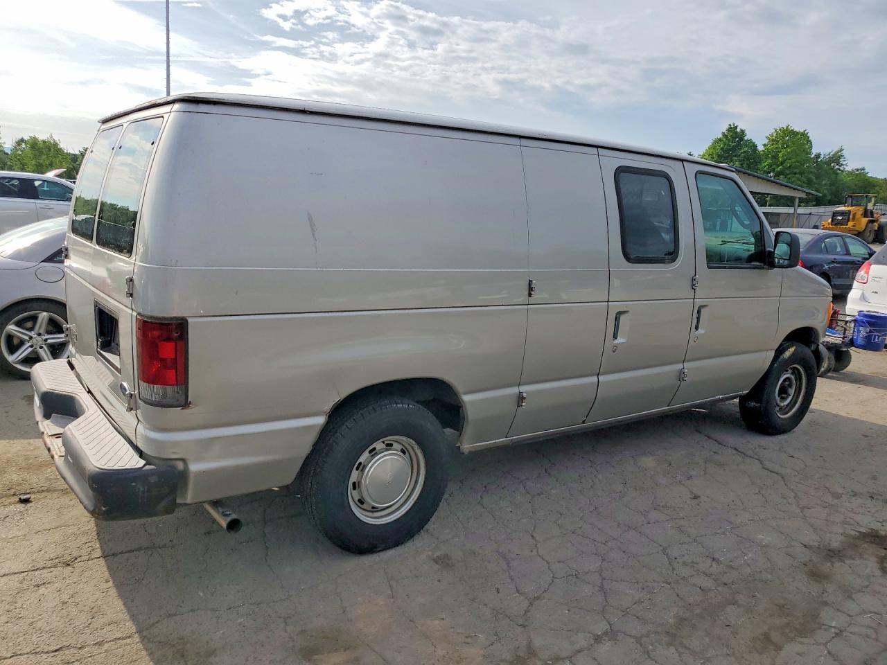 2003 FORD E-150