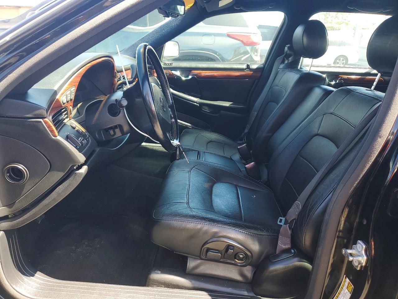 2004 CADILLAC DEVILLE