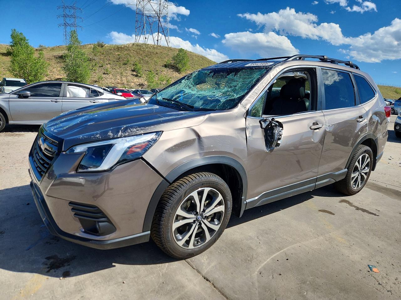 2022 SUBARU FORESTER