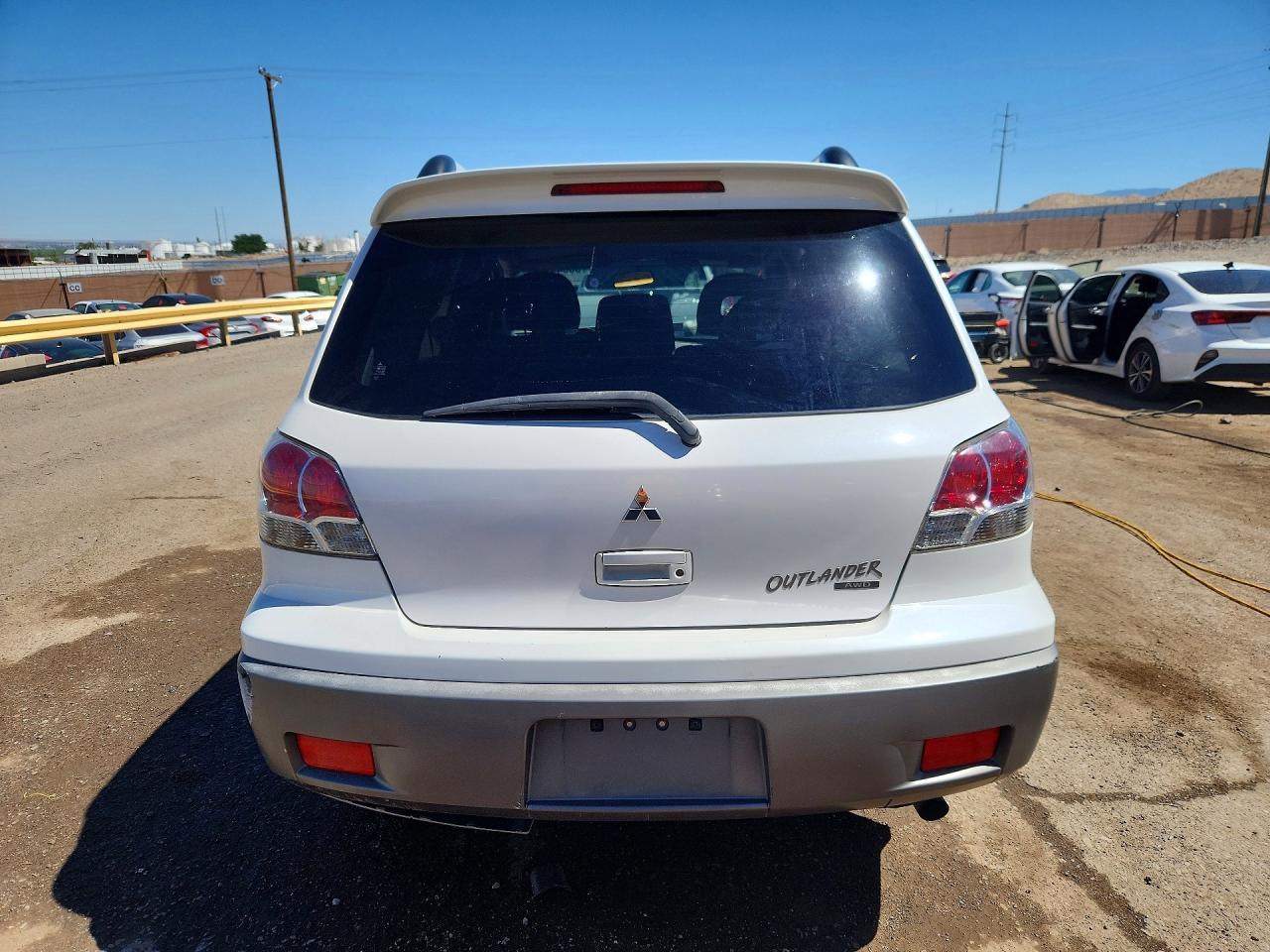 2003 MITSUBISHI OUTLANDER
