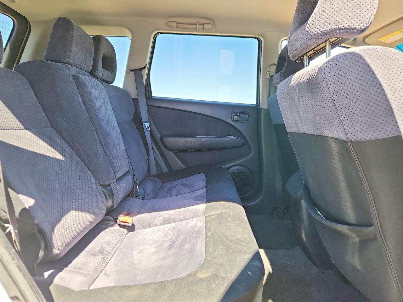 2003 MITSUBISHI OUTLANDER