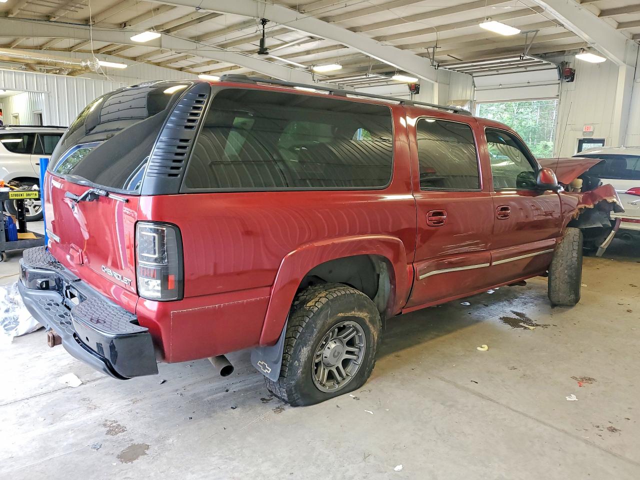 2003 CHEVROLET SUBURBAN