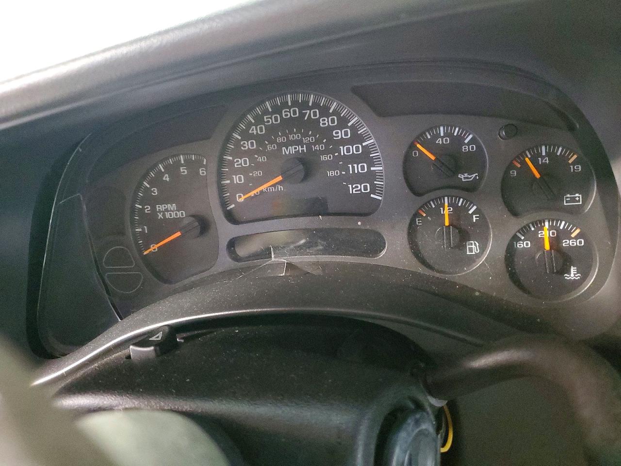 2003 CHEVROLET SUBURBAN