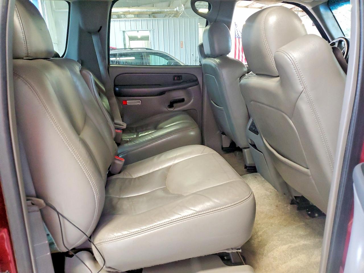 2003 CHEVROLET SUBURBAN