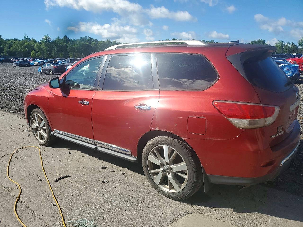2013 NISSAN PATHFINDER
