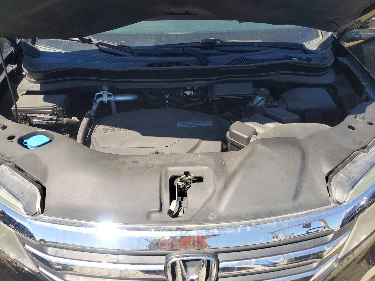 2016 HONDA PILOT