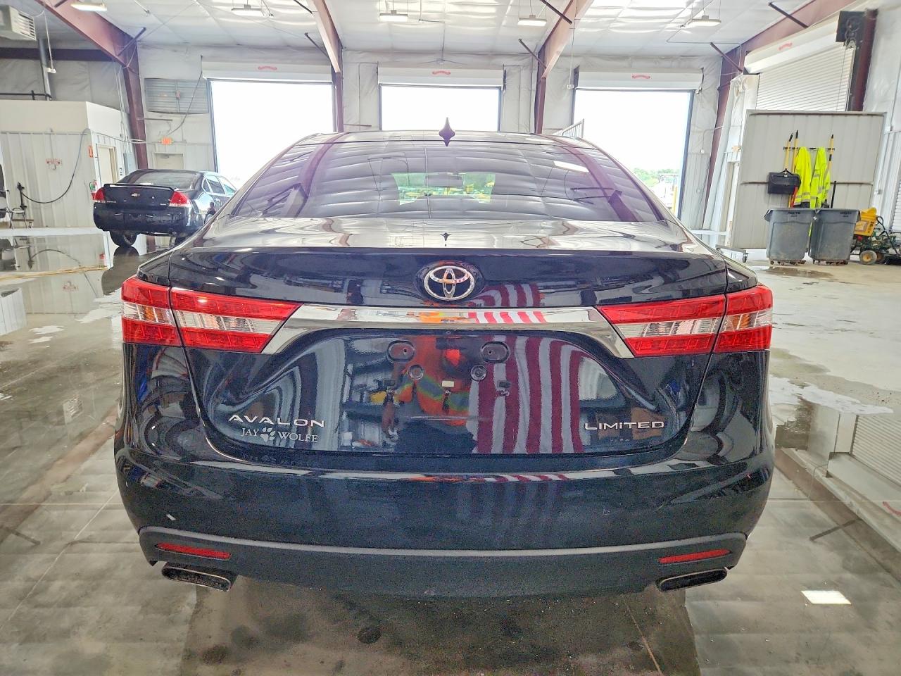 2014 TOYOTA AVALON