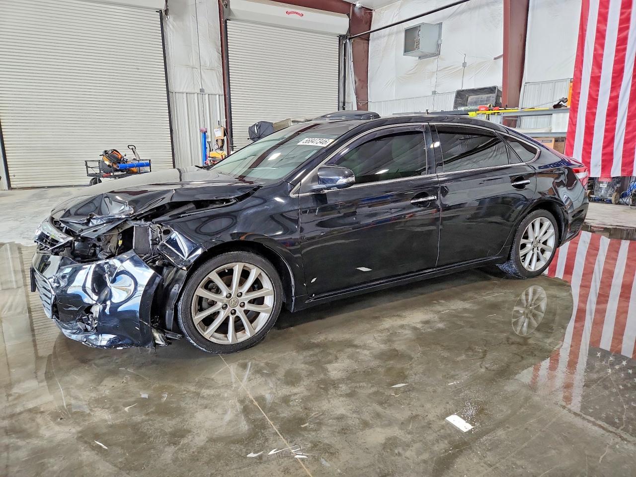 2014 TOYOTA AVALON