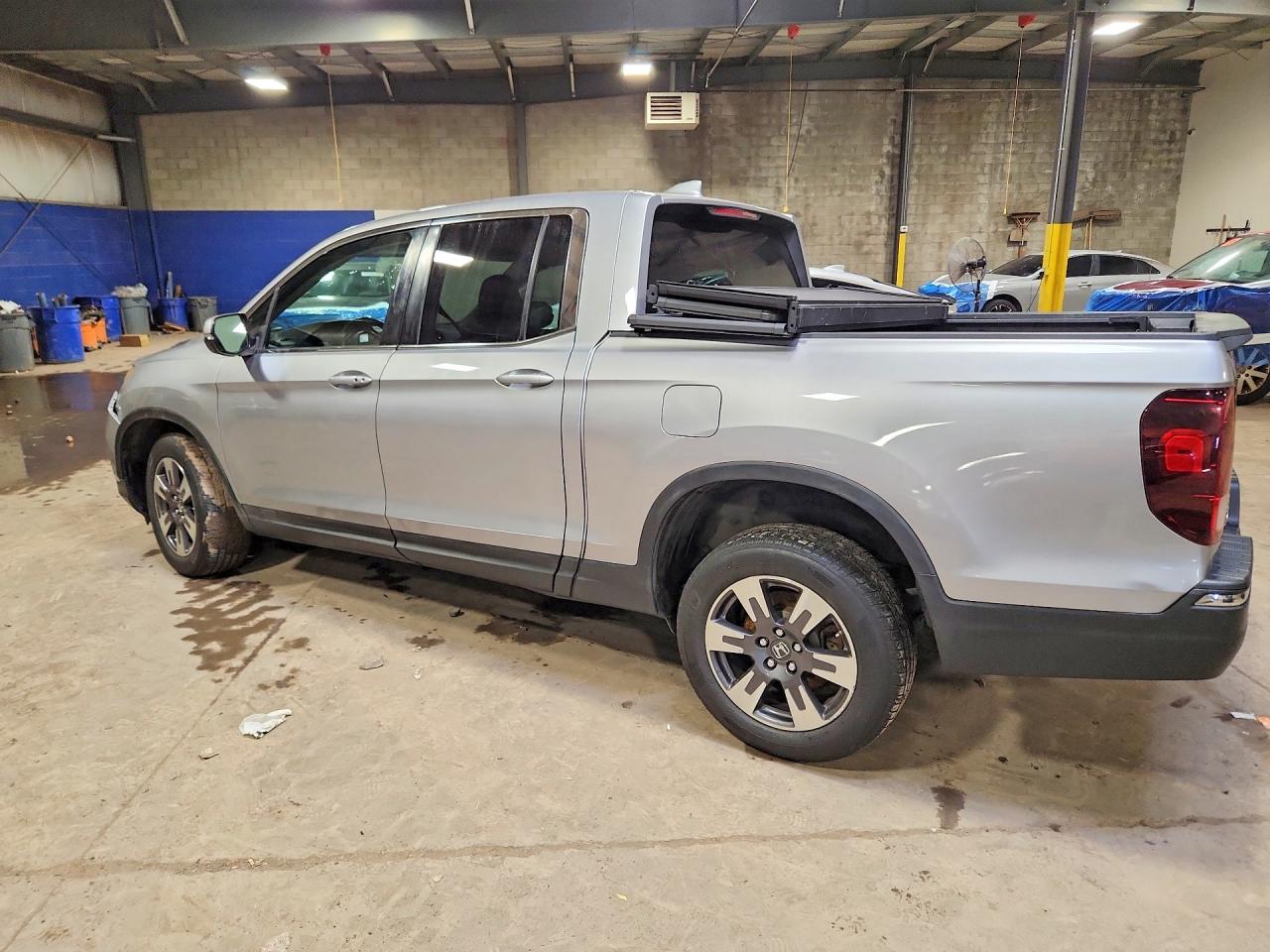 2017 HONDA RIDGELINE