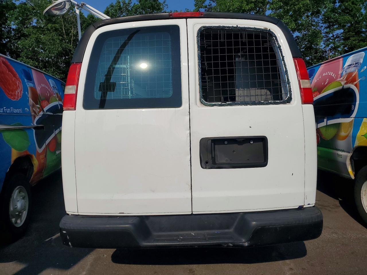 2010 CHEVROLET EXPRESS