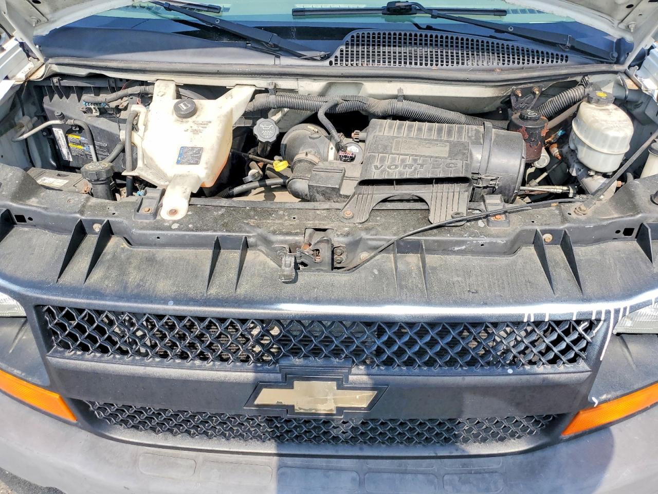 2010 CHEVROLET EXPRESS