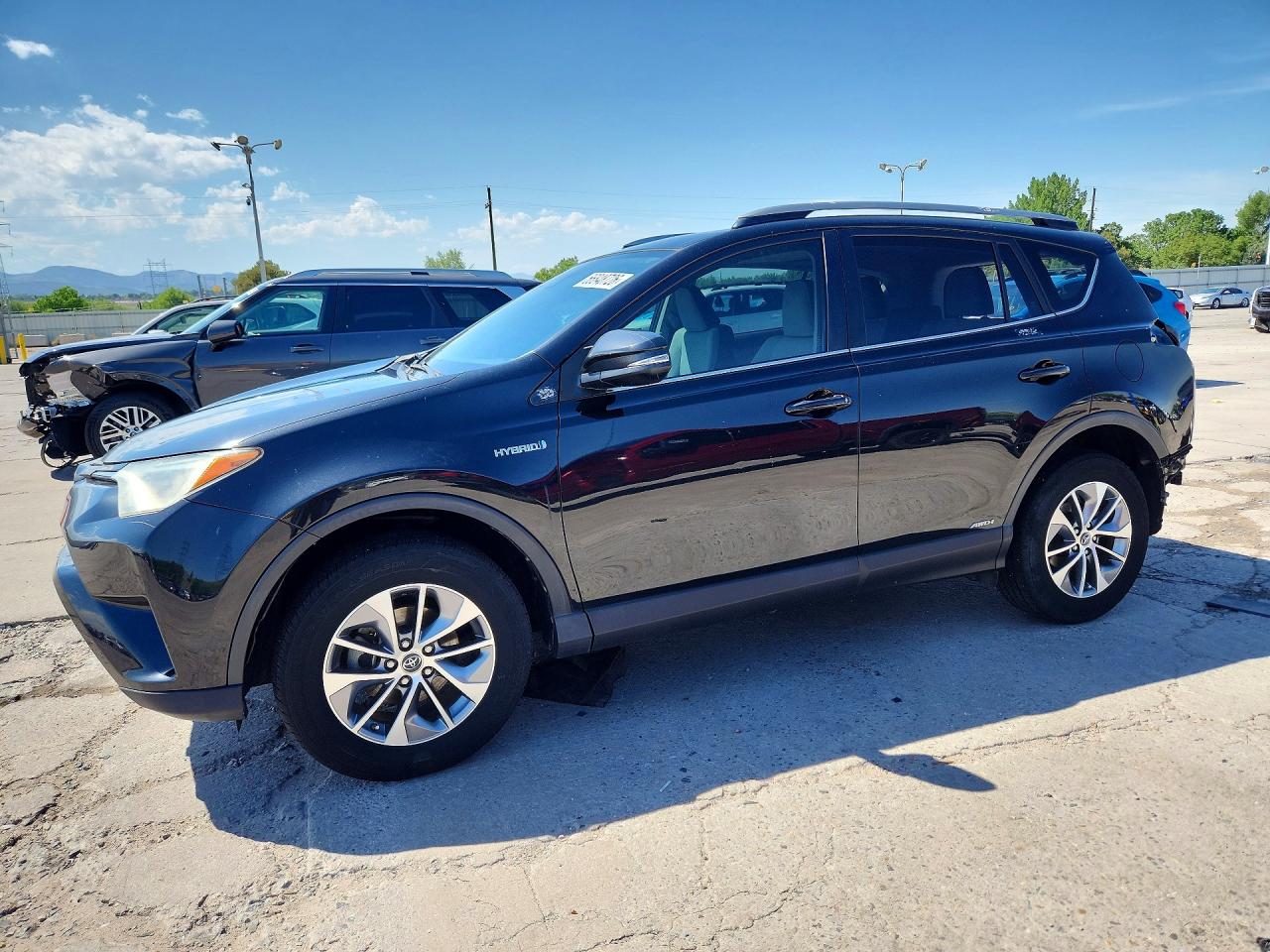 2017 TOYOTA RAV4