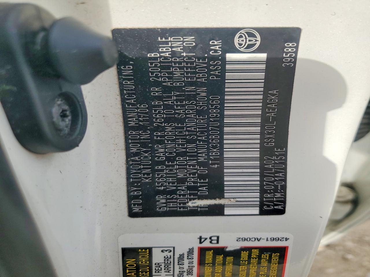 2007 TOYOTA AVALON