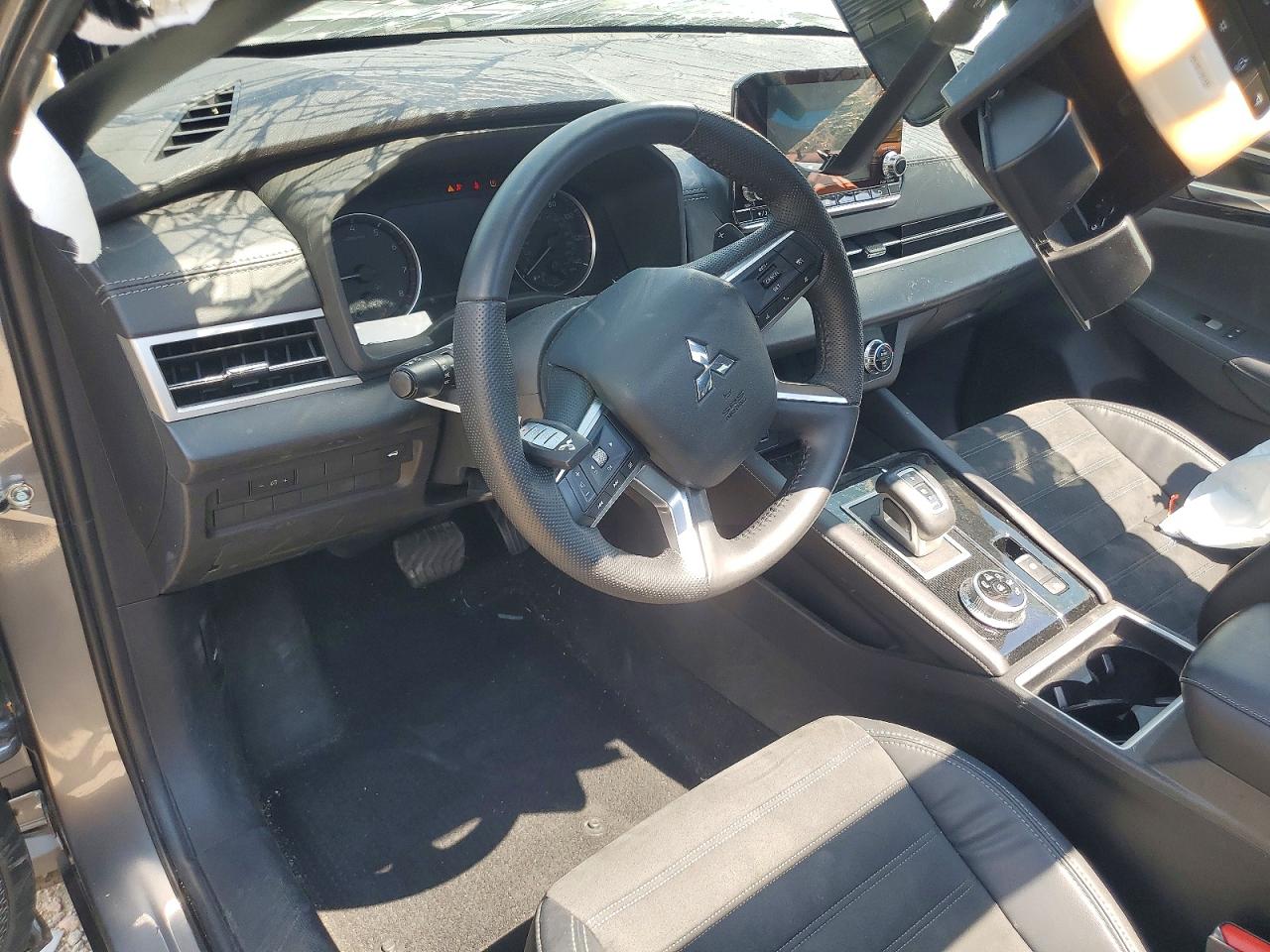 2022 MITSUBISHI OUTLANDER