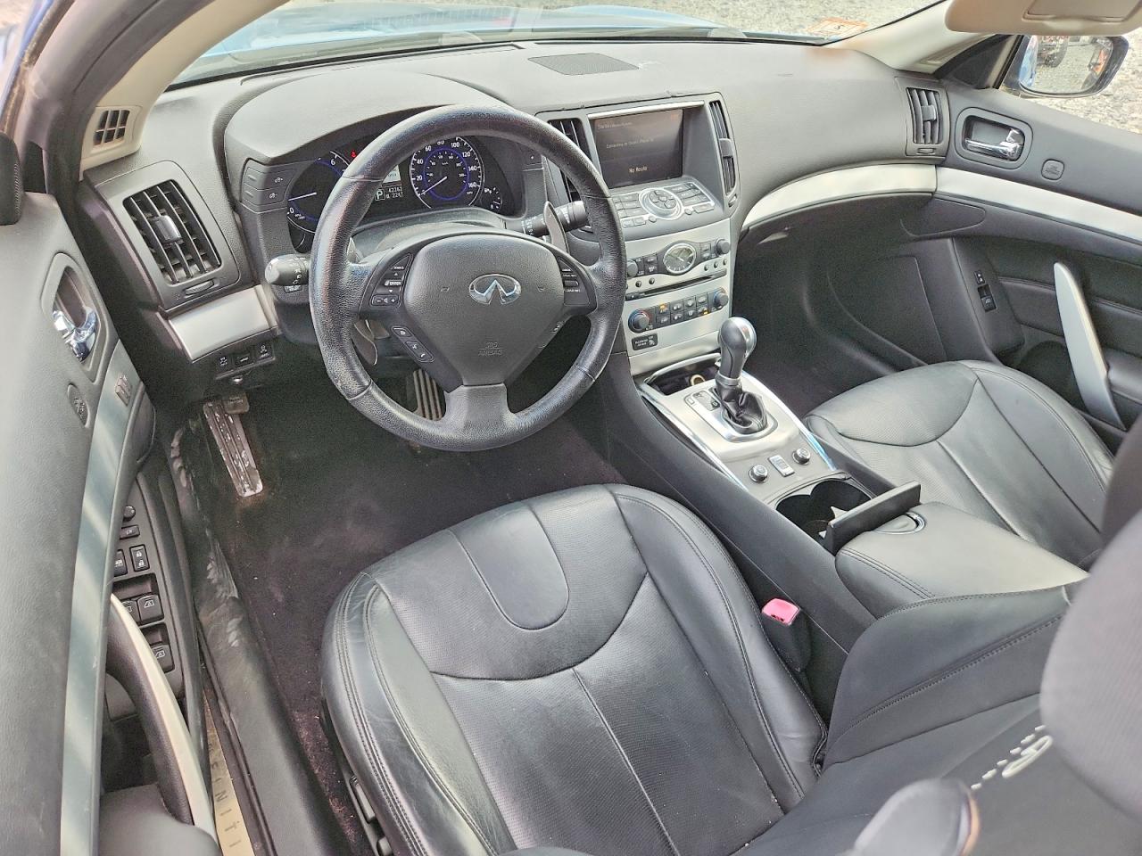 2011 INFINITI G37