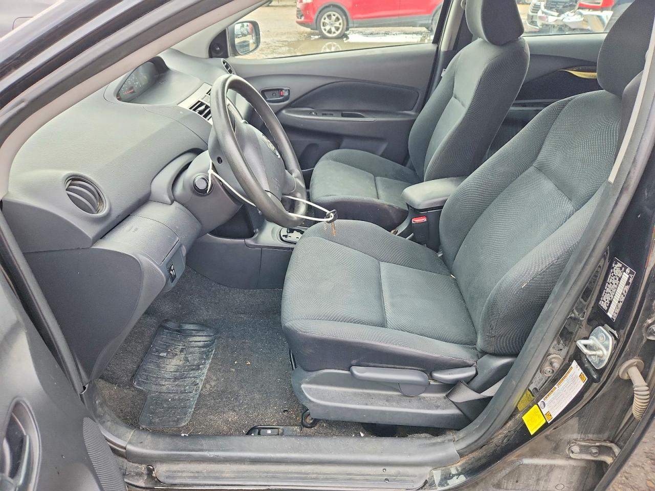 2012 TOYOTA YARIS