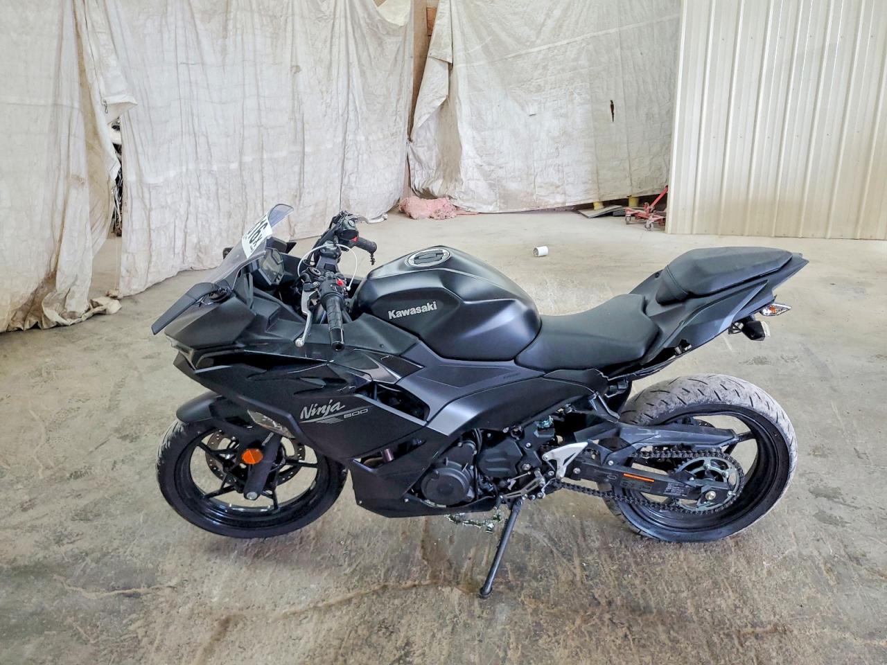 2026 KAWASAKI NINJA 500