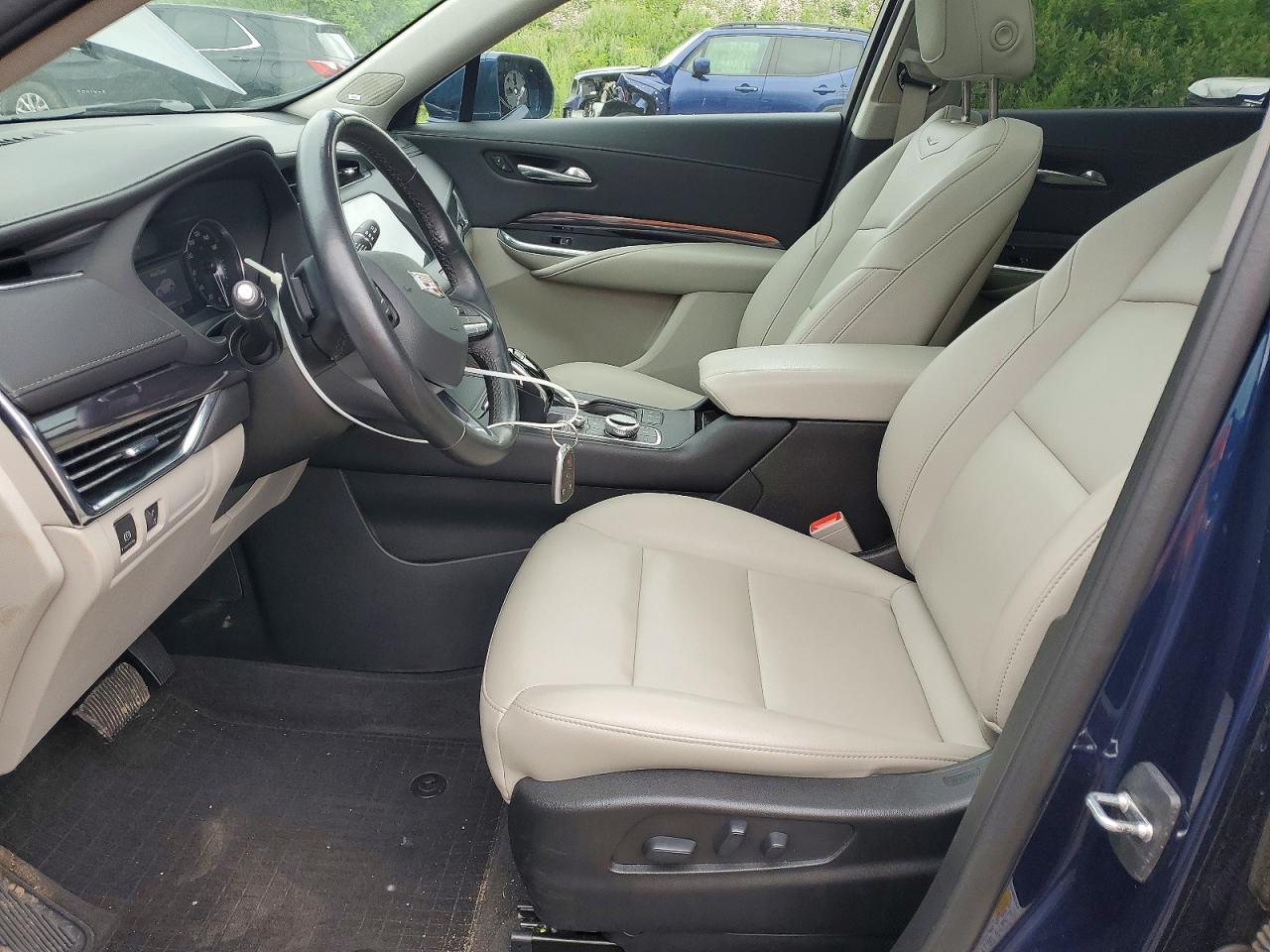 2020 CADILLAC XT4