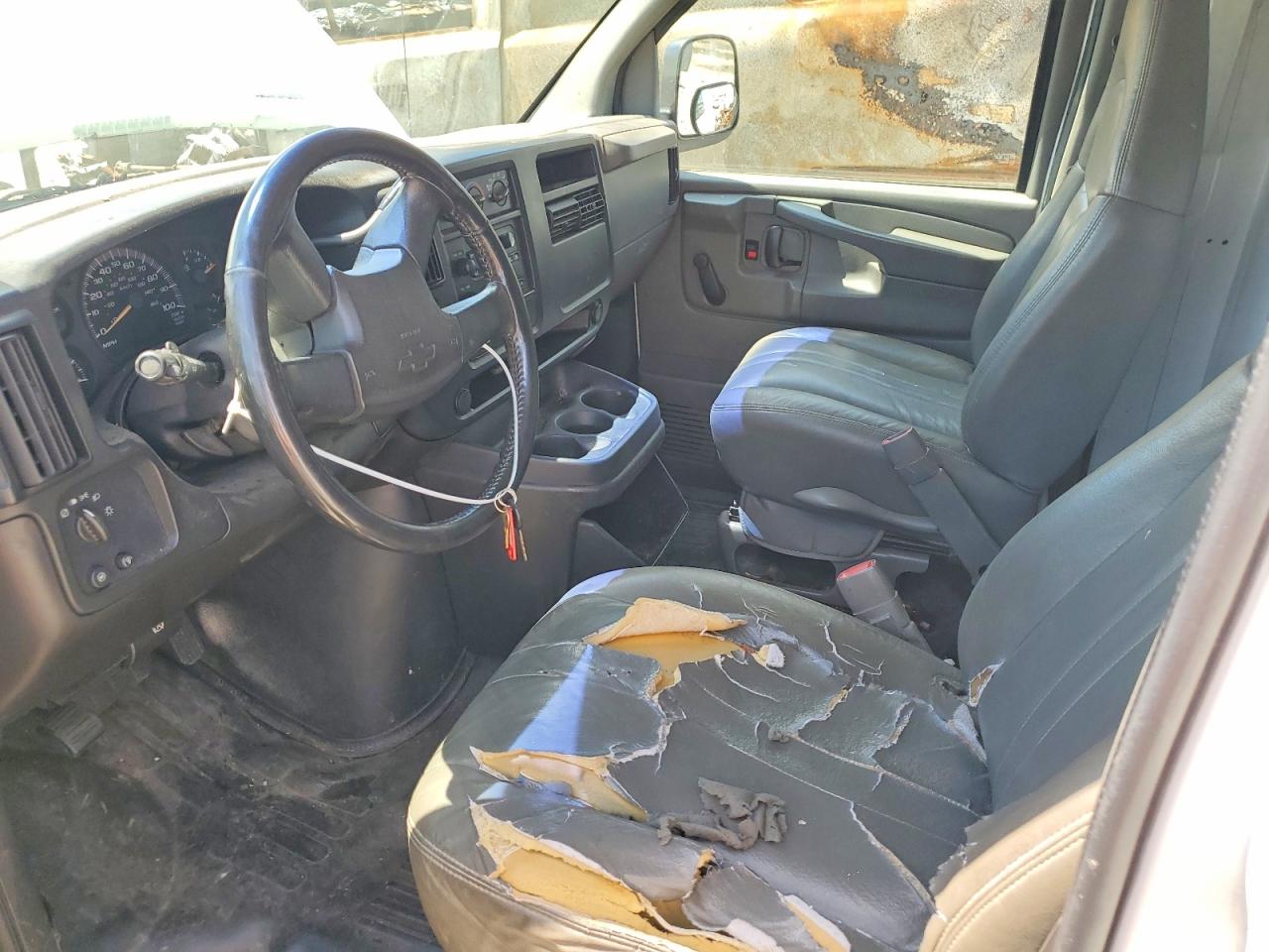 2003 CHEVROLET EXPRESS