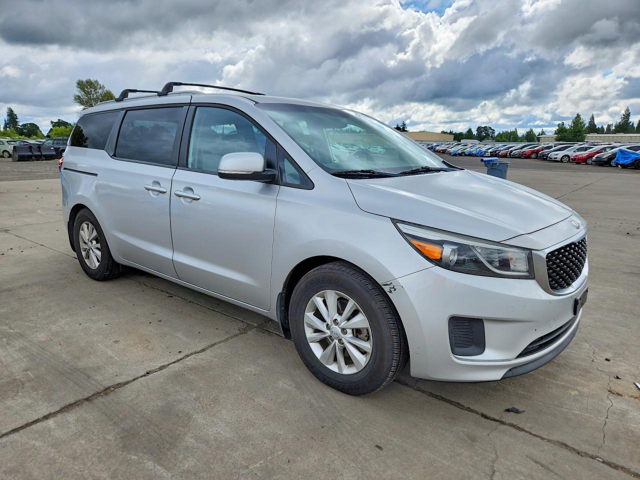 2016 KIA SEDONA