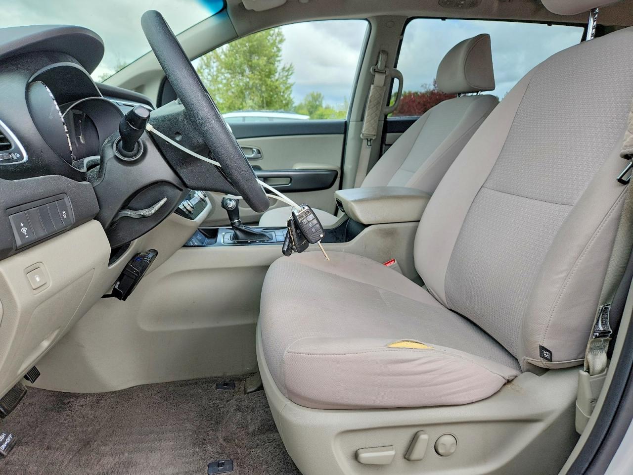2016 KIA SEDONA