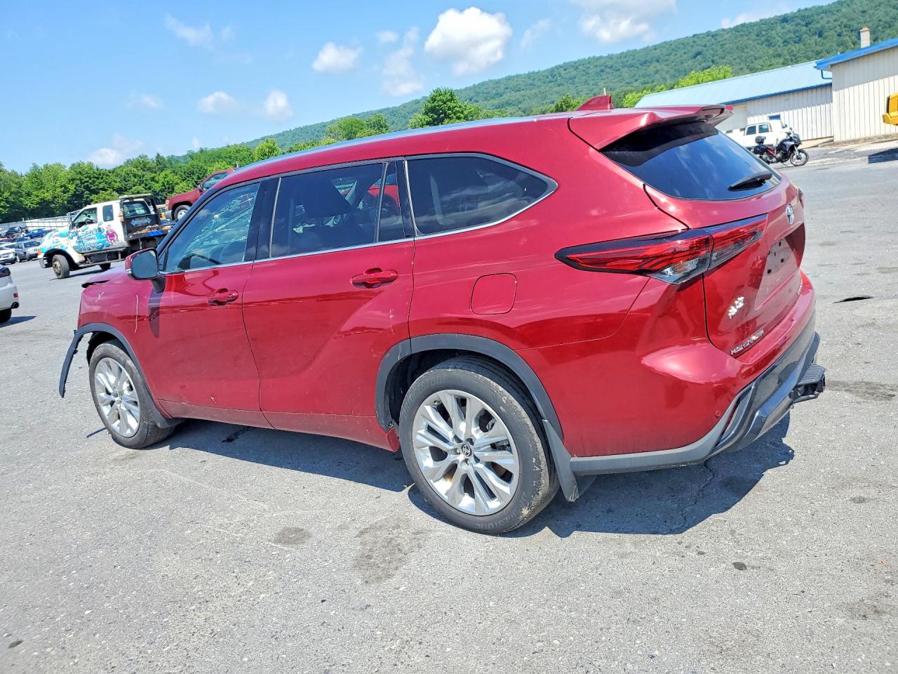 2023 TOYOTA HIGHLANDER
