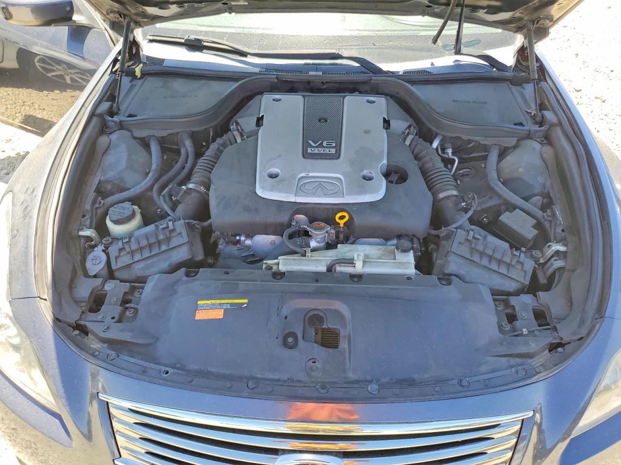 2013 INFINITI G37
