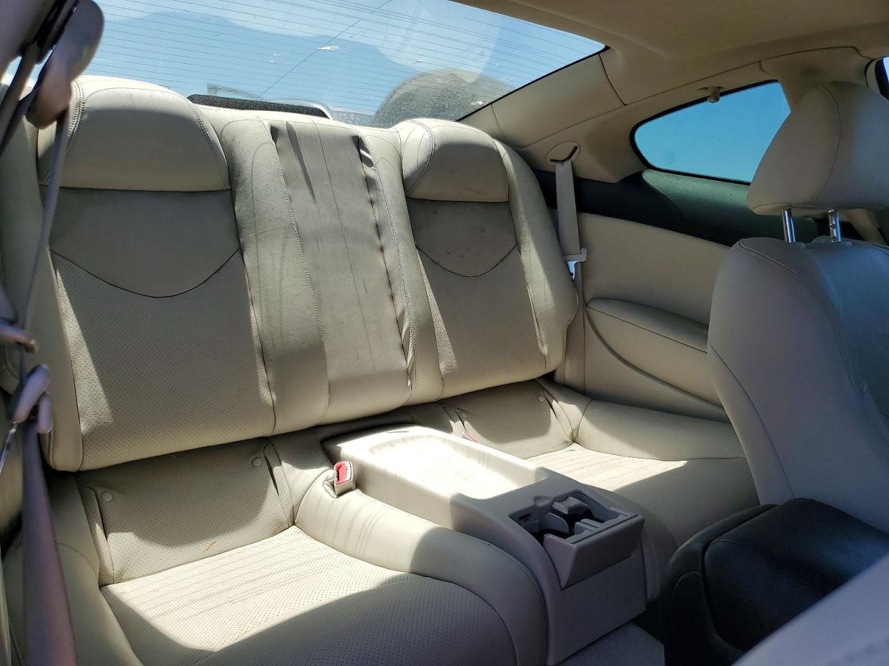 2013 INFINITI G37