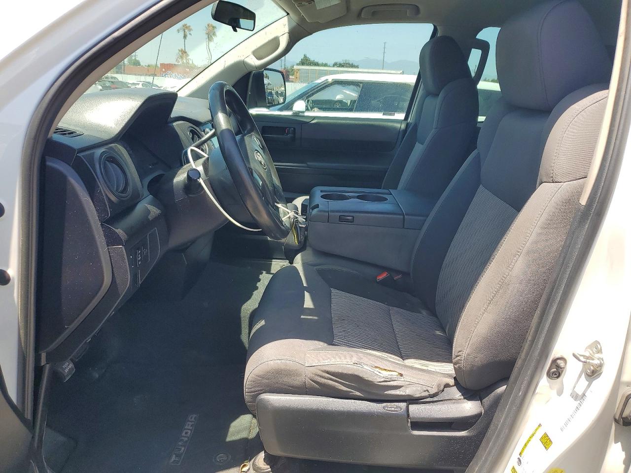 2016 TOYOTA TUNDRA