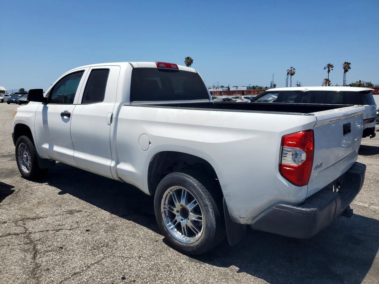 2016 TOYOTA TUNDRA