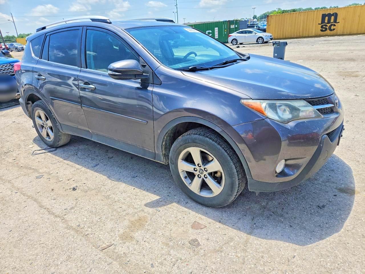 2015 TOYOTA RAV4