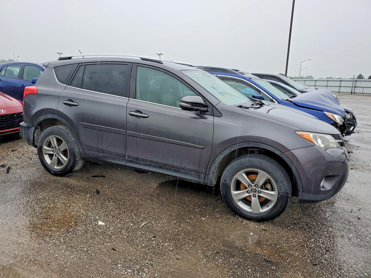 2015 TOYOTA RAV4