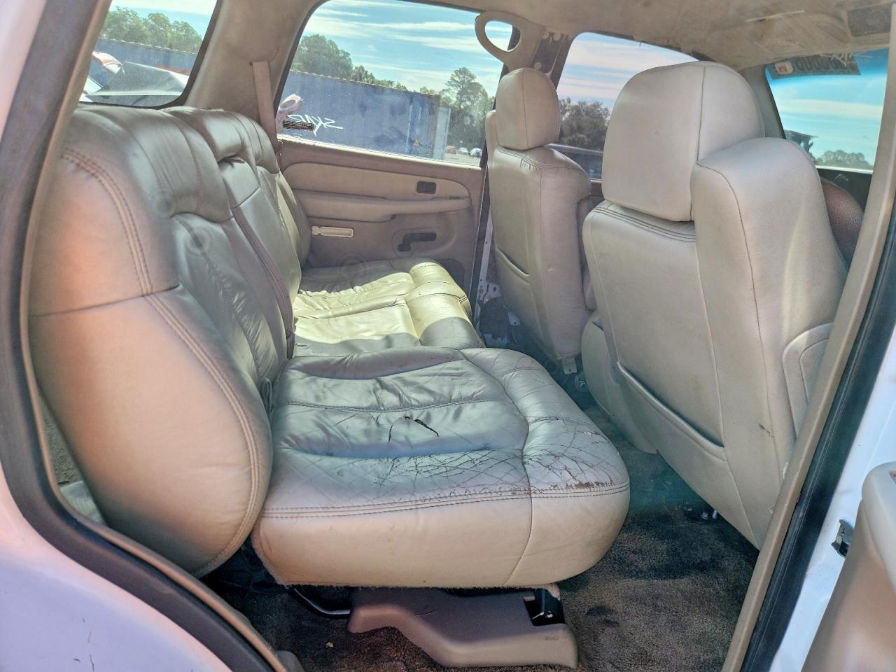 2002 CHEVROLET TAHOE