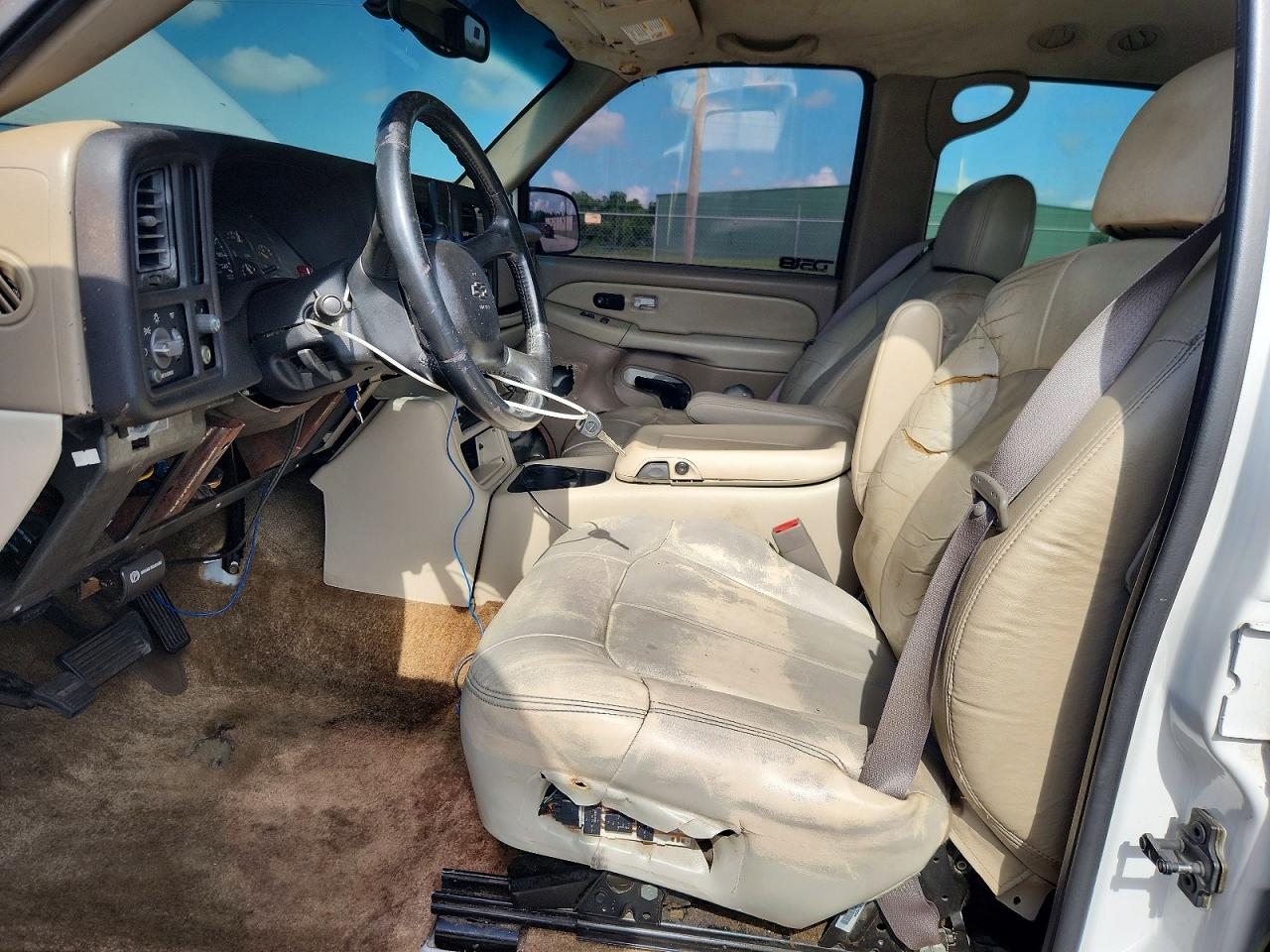 2002 CHEVROLET TAHOE