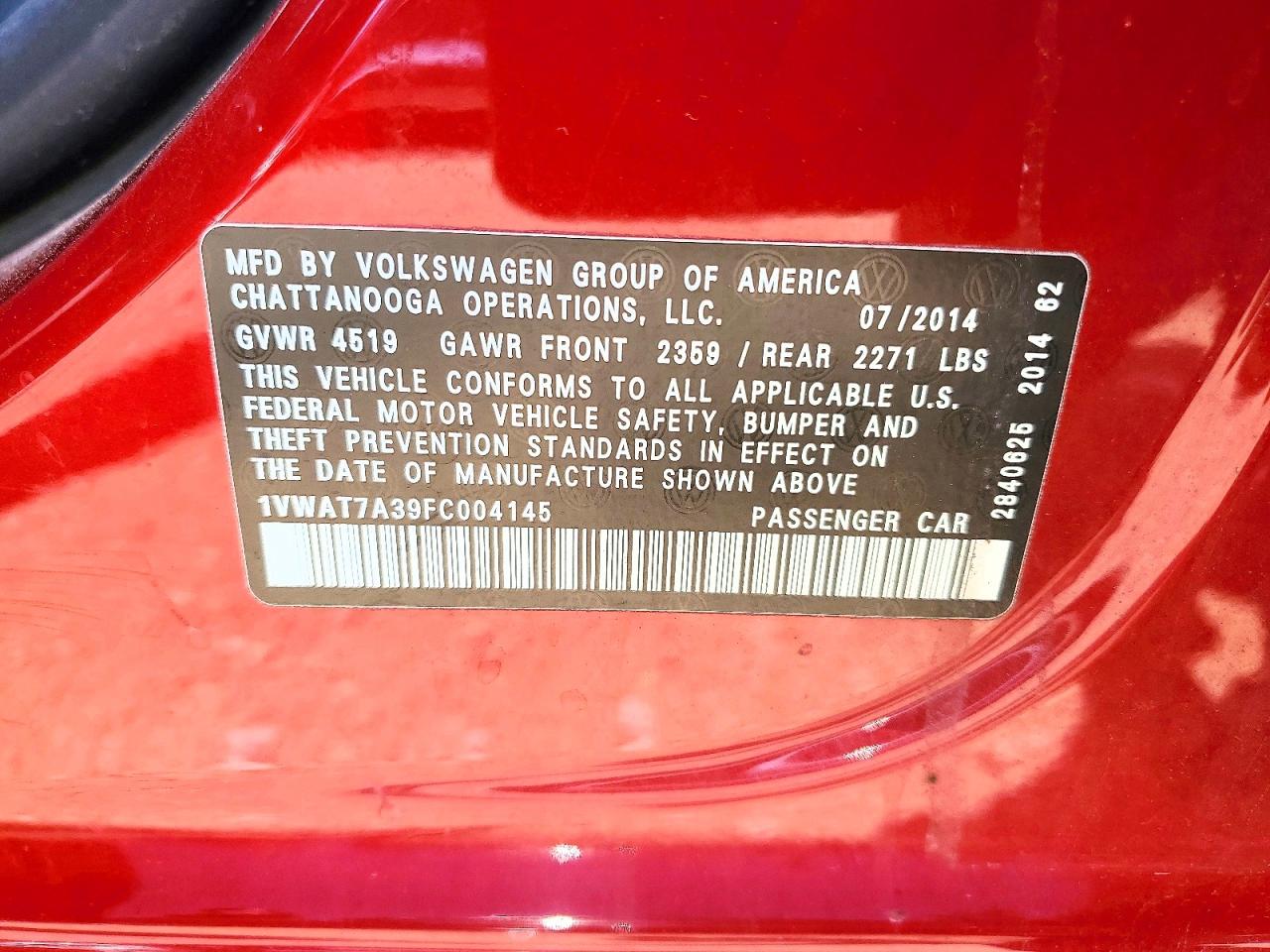 2015 VOLKSWAGEN PASSAT