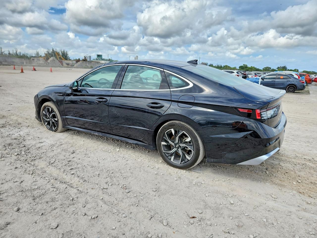 2025 HYUNDAI SONATA