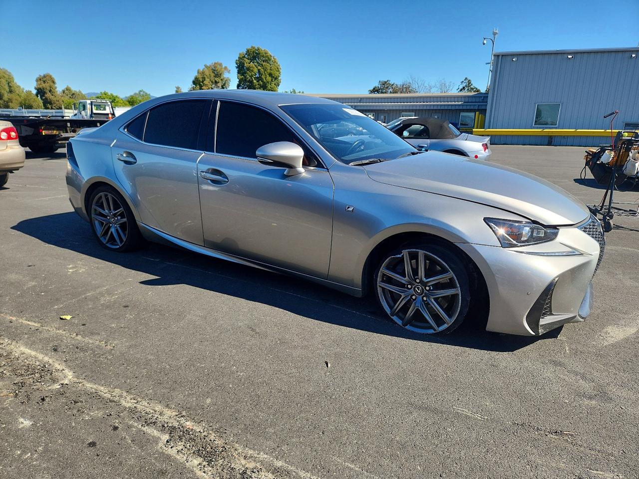 2018 LEXUS IS