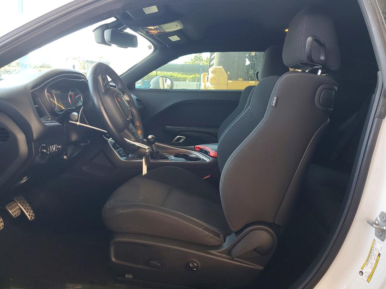 2016 DODGE CHALLENGER
