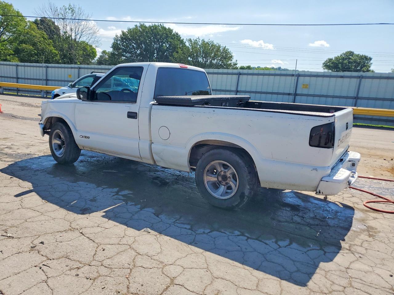2002 CHEVROLET S10