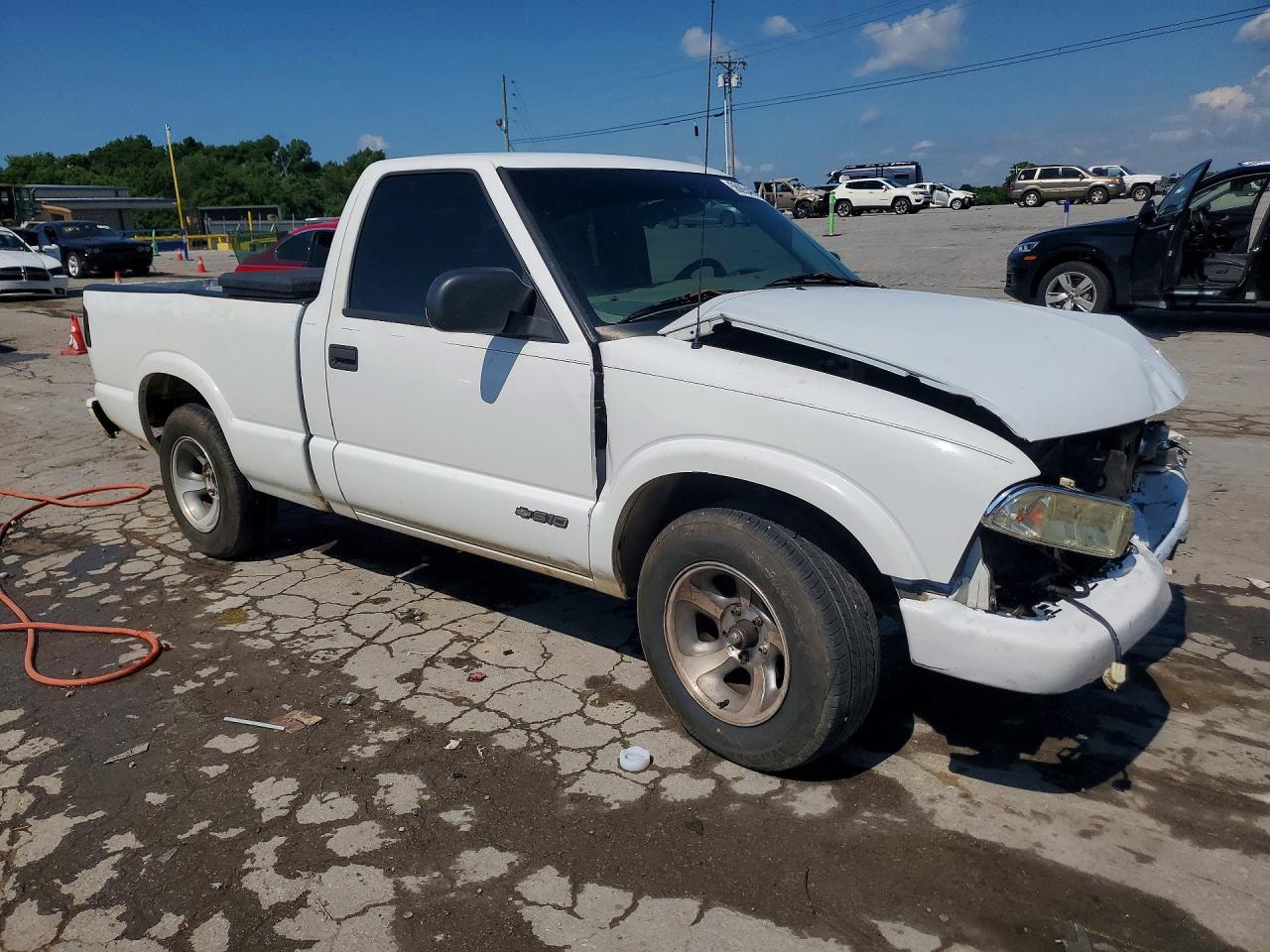 2002 CHEVROLET S10