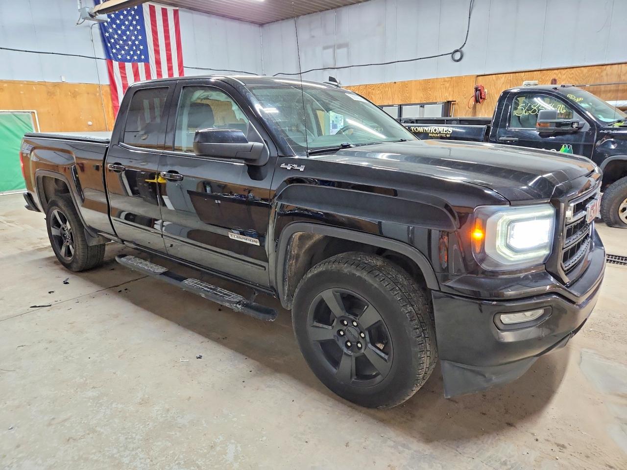 2018 GMC SIERRA