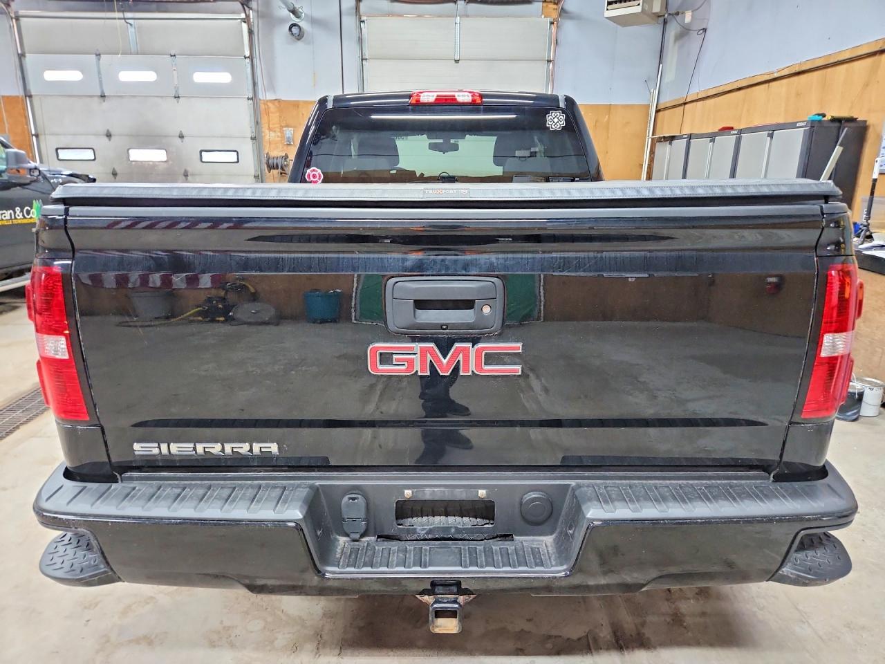 2018 GMC SIERRA