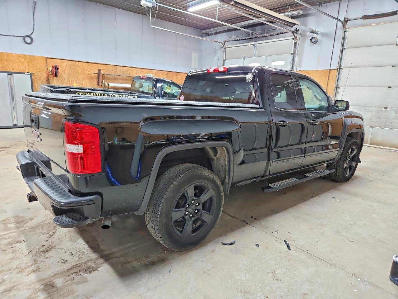 2018 GMC SIERRA