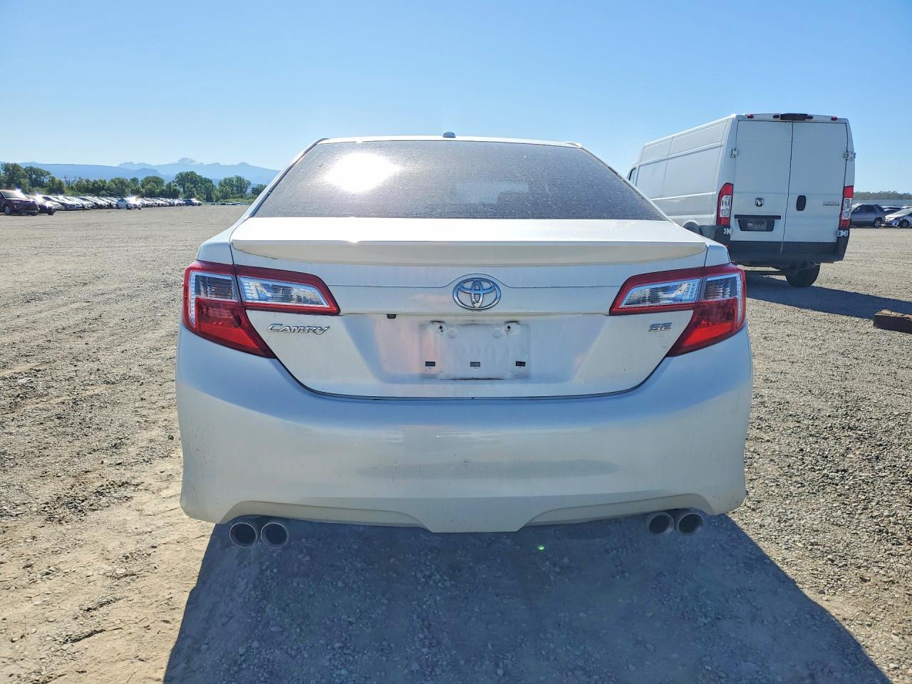 2014 TOYOTA CAMRY