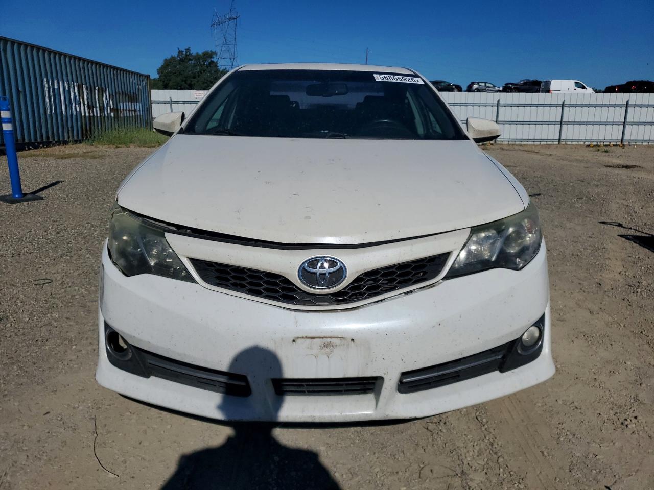 2014 TOYOTA CAMRY